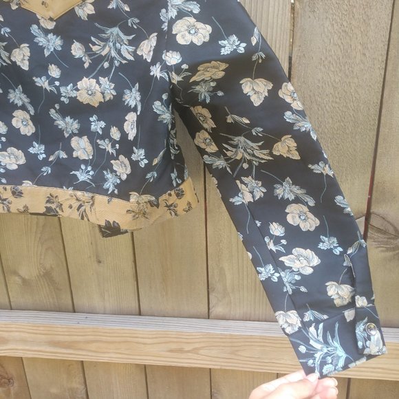 Urban Outfitters Floral Zip Crop top Jacket | L-6 - Picture 7 of 12